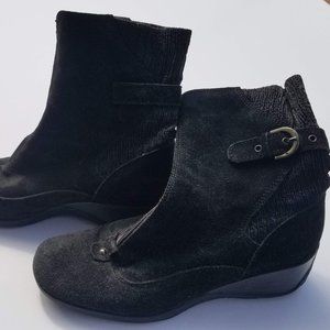Aquatalia Black boots Size 5